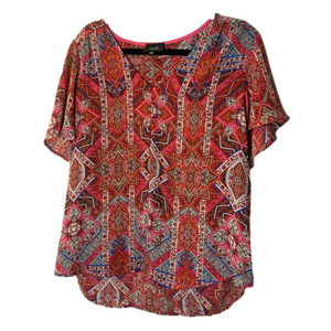 Ladies large W5 short sleeve red top